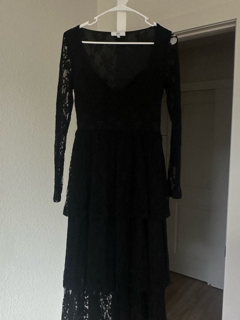 NSR Black Lace Long Sleeve Tiered Midi Dress